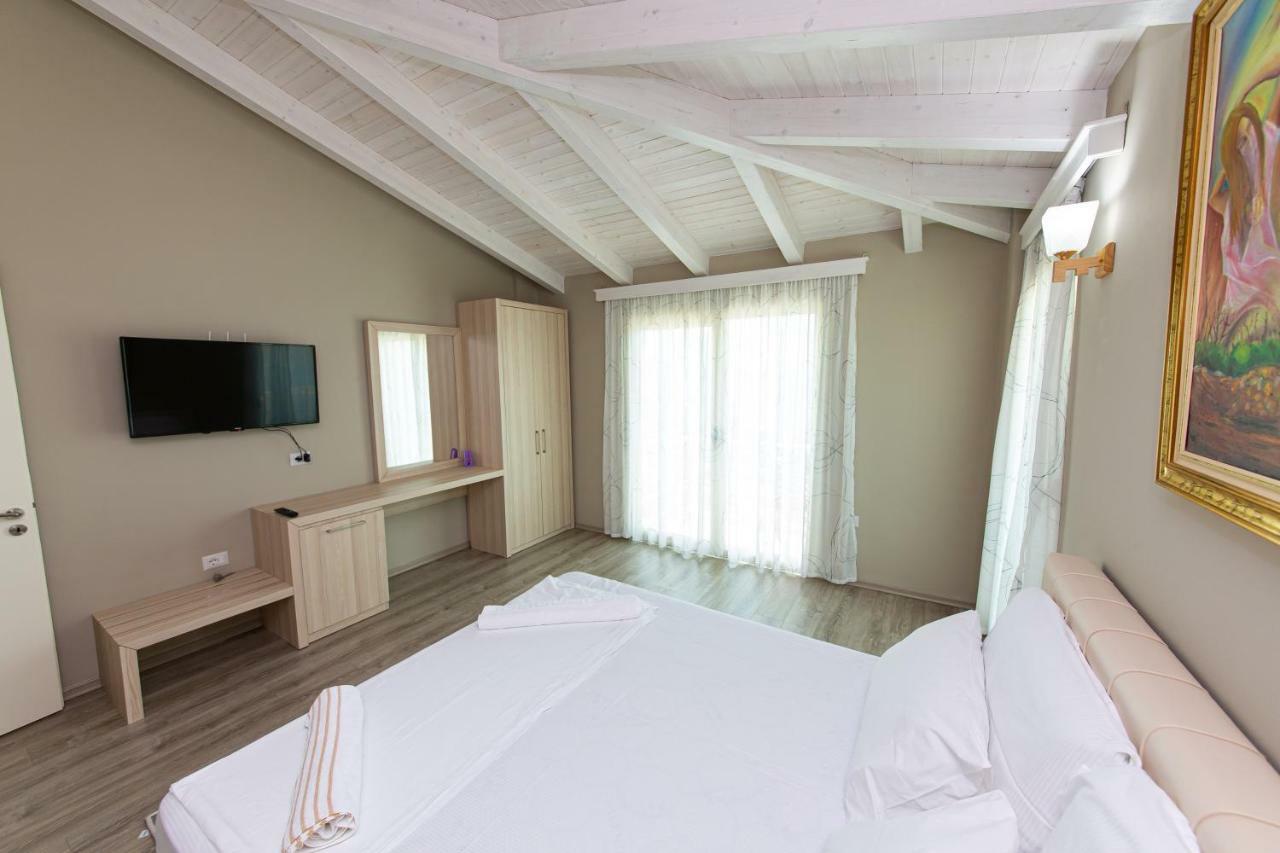 Hotel Roi Radhimë 外观 照片